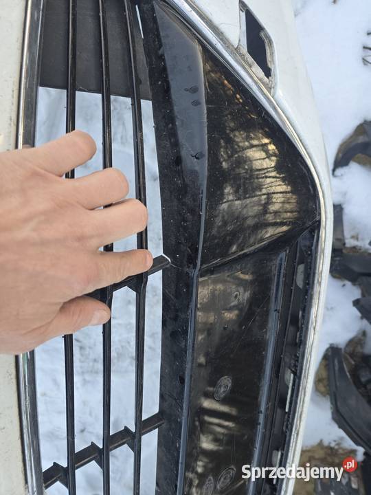 FORD C MK2 II 13r zderzak przód osobowe świętokrzyskie Kielce