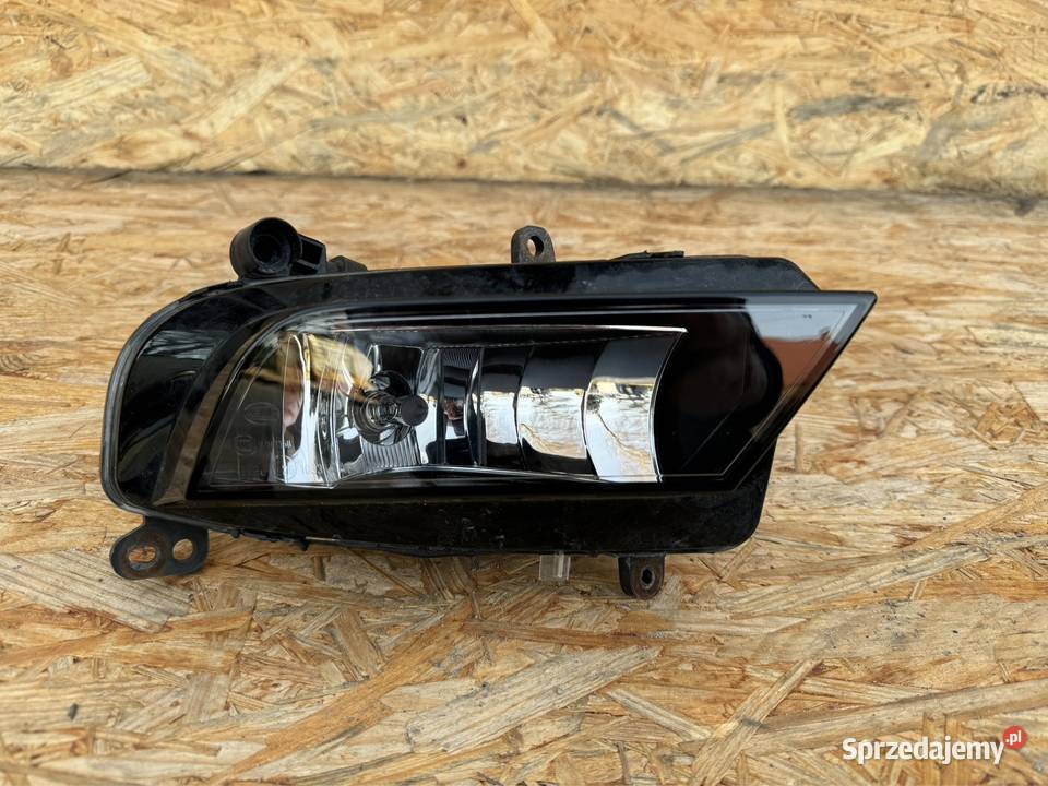 Halogen światło przeciwmgłowe prawy rh Audi a4
