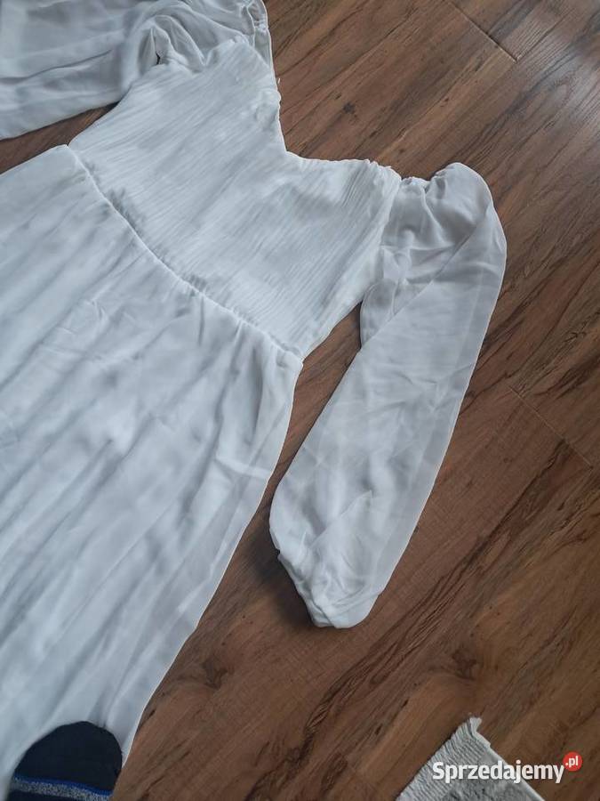 nowa długa biała cienka sukienka na podszewce świętokrzyskie Sandomierz