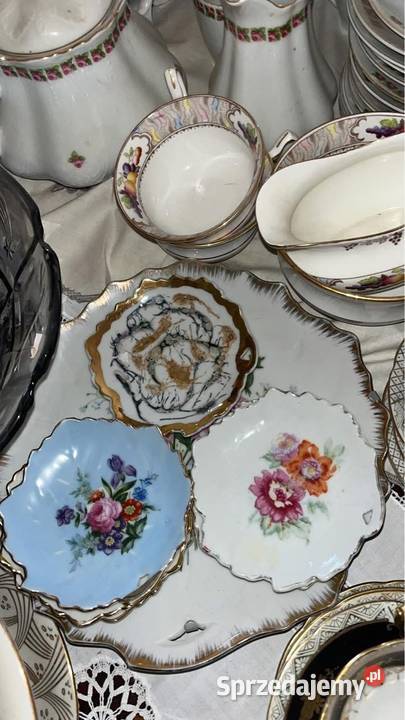 Talerzyk z dziurką Listek kwiatki kolekcjonerów Gdańsk