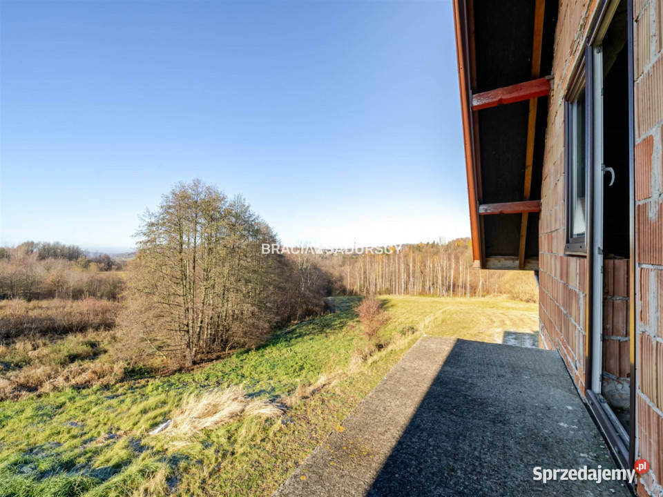 Dom wolnostojący Pawlikowice 12547m2 małopolskie