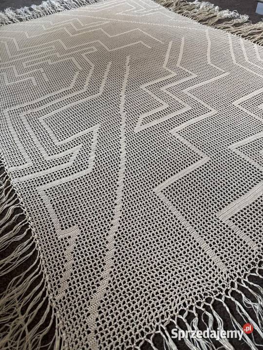 obrus szydełkowy z frędzlami rękodzieło Zabrze