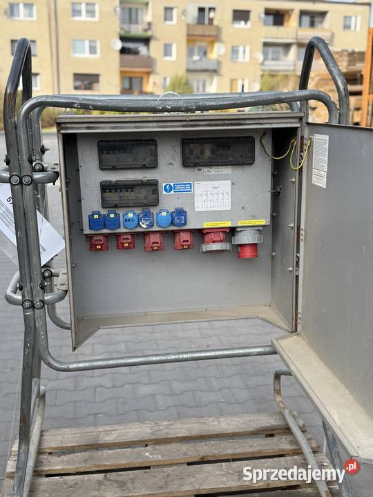 Rozdzielnica budowlana elBOX Bralin sprzedam
