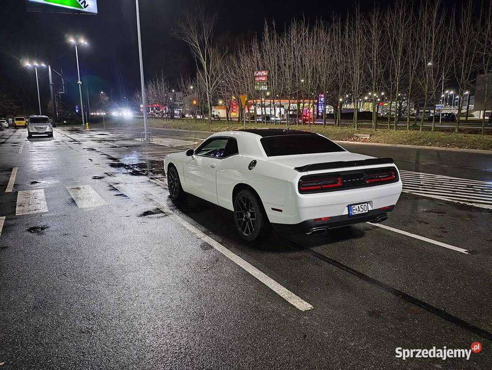 Dodge Challenger 57 HEMI Automat 2016 automatyczna łódzkie Bełchatów