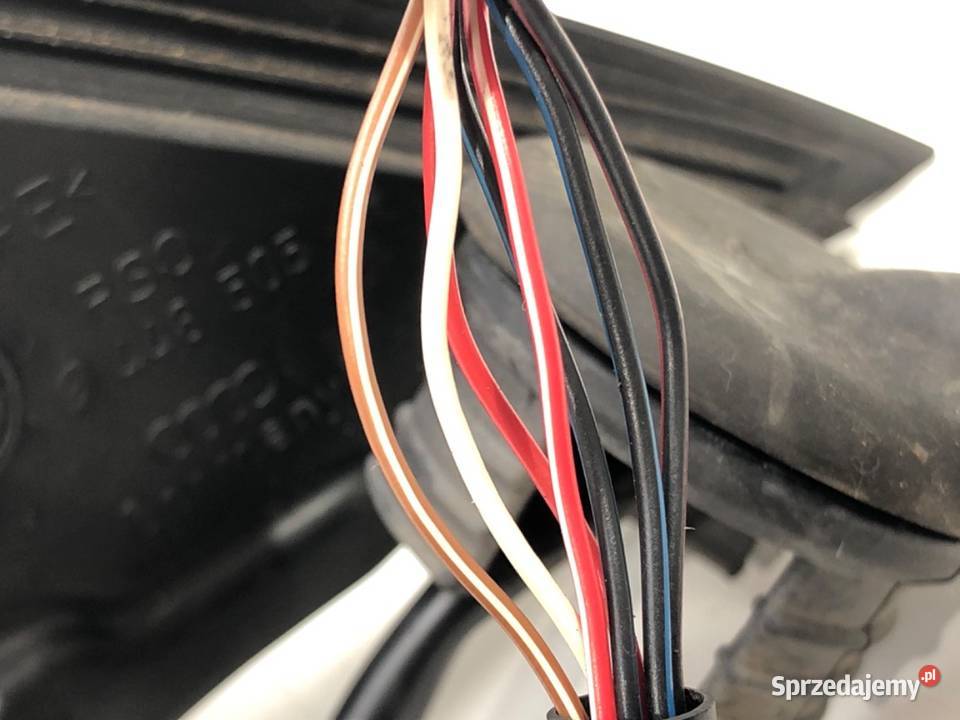 LUSTERKO LEWY AUDI A6 C6 Kombi 0411 ZEWNĘTRZNE