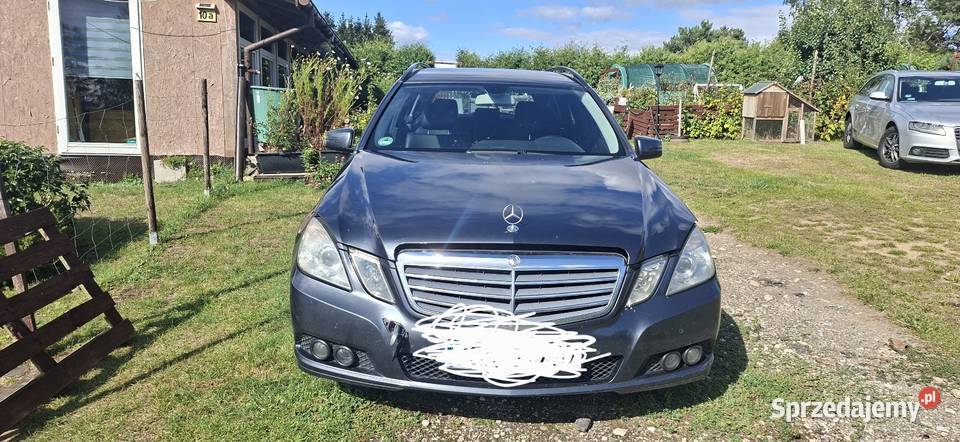 Samochód osobowy mercedes w 212 Stare Czarnowo