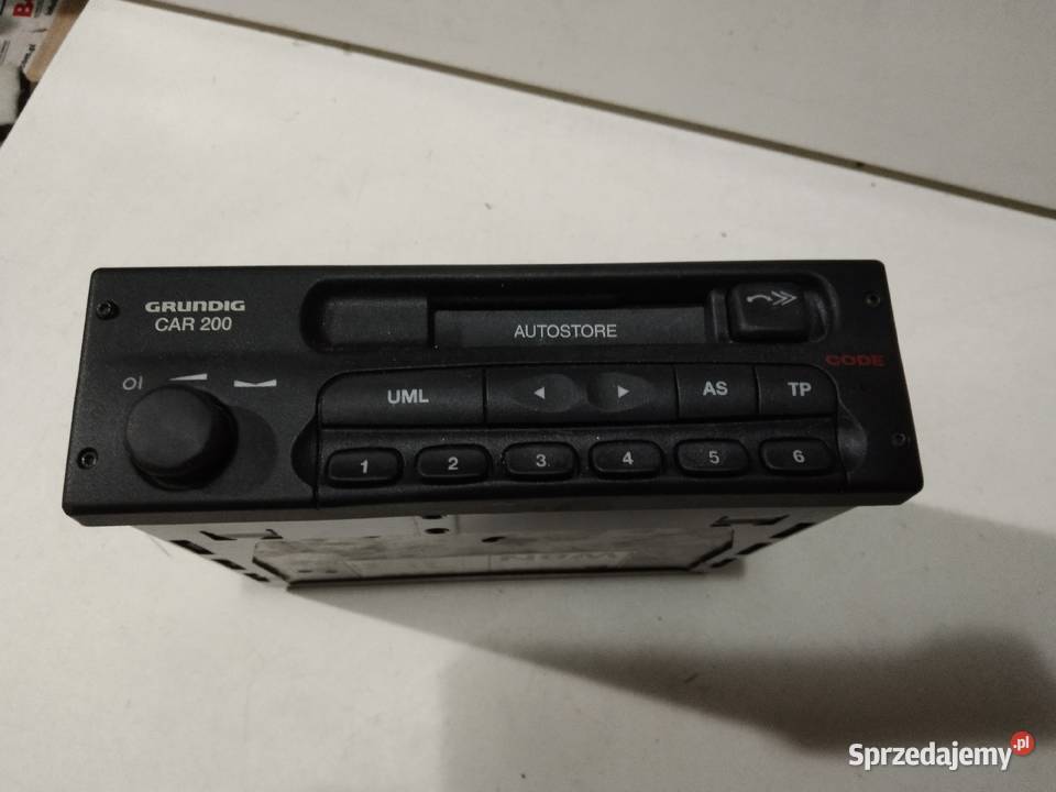 Radio samochodowe GRUNDIG