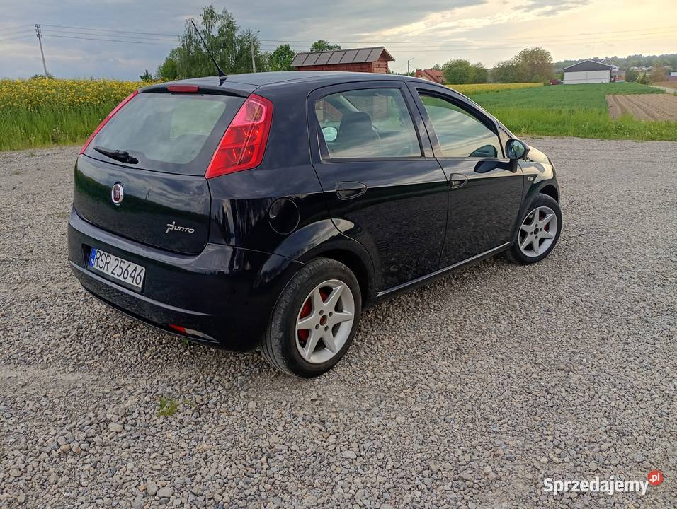Fiat Grande Punto 13 JTD multijet Rok produkcji 2010 Łańcut