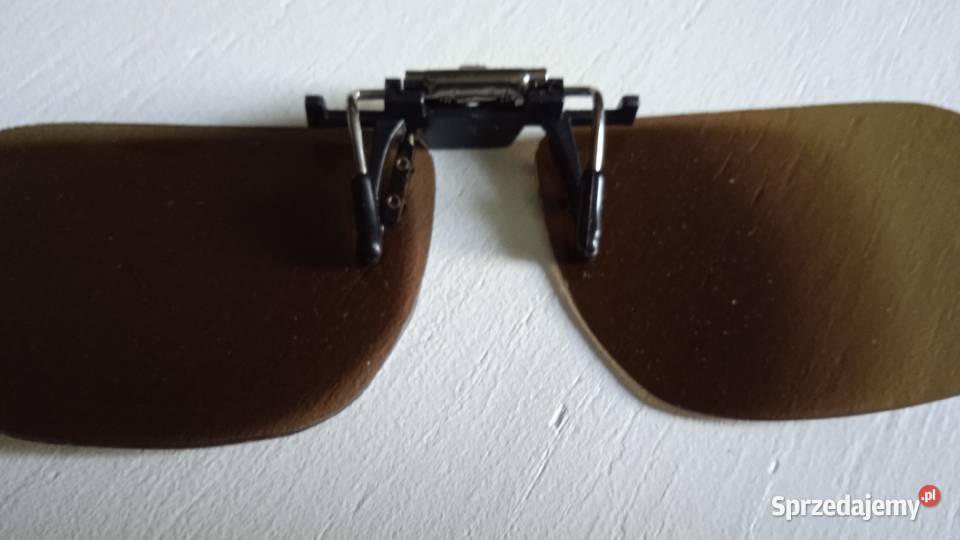 NAKŁADKI PRZECIWSŁONECZNE POLARYZACYJNE NA Piła sprzedam