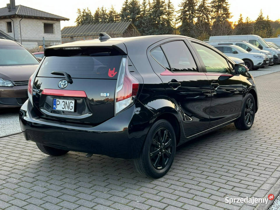 Toyota Prius PRIUS C 15 Hybryda IV 20152023 Baranowo