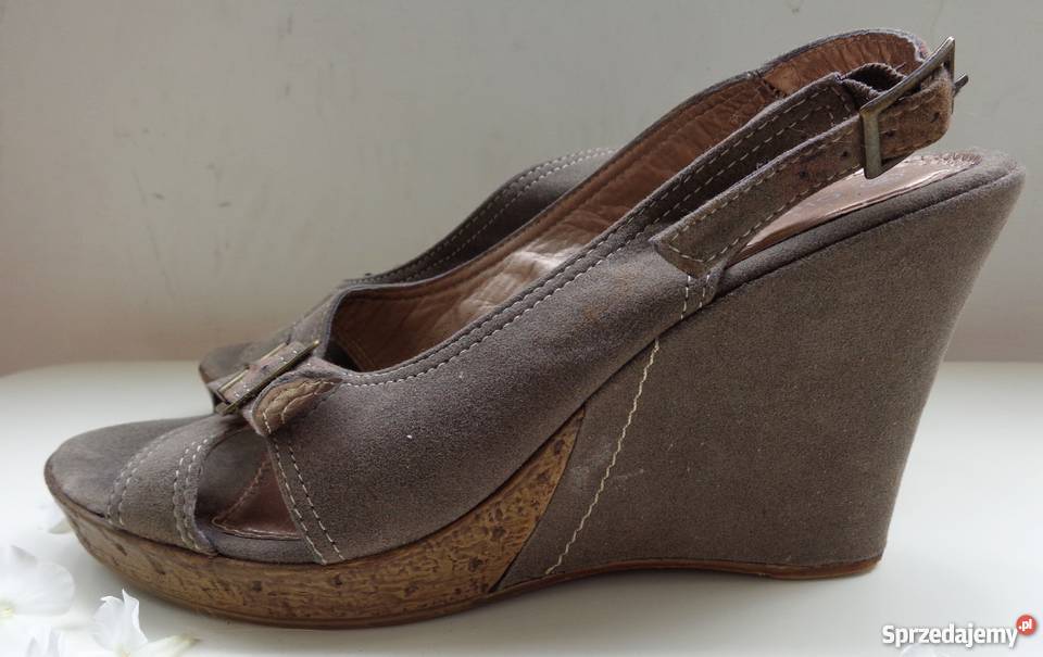 Sandały rozmiar 38 na korkowym koturnie wys 95 Warszawa