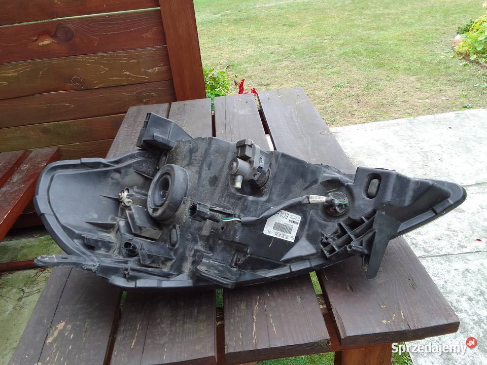 Lampa prawa Nissan Tida Europa 07 Prawe Tarnów
