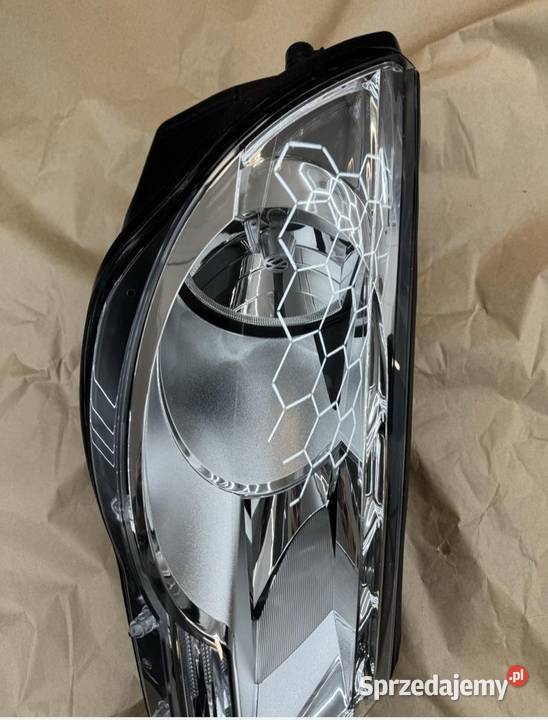 Volswagen tiguan lampa prawa przednia osobowe Limanowa