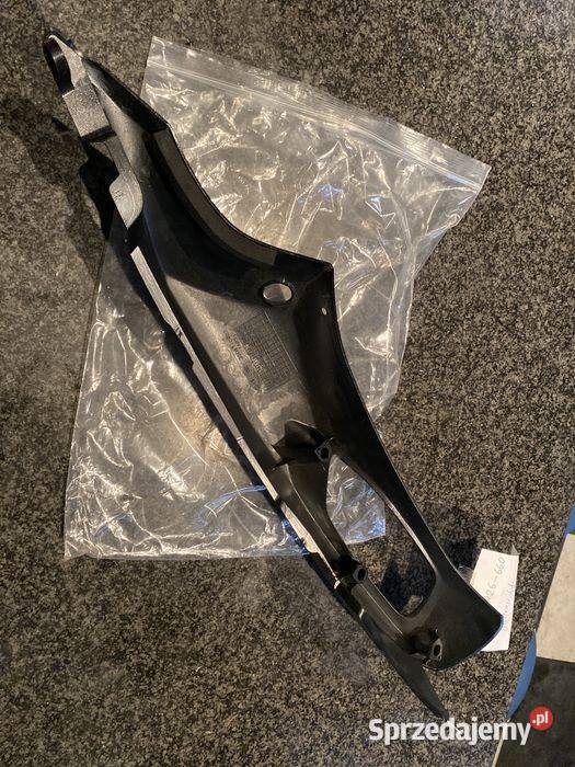 Kawasaki ZZR 1400 zadupek Bok Prawy Nowy N8 Pozostałe sprzedam