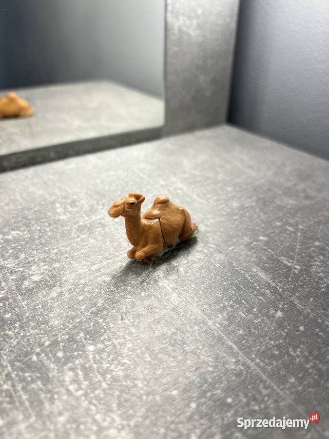 Figura figurka wielbłąd sprzedam