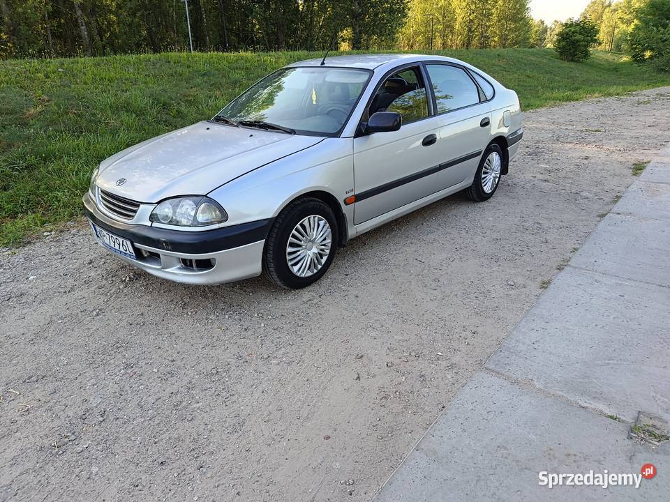 Toyota Avensis 18 gaz LPG długie opłaty nieuszkodzony Płock