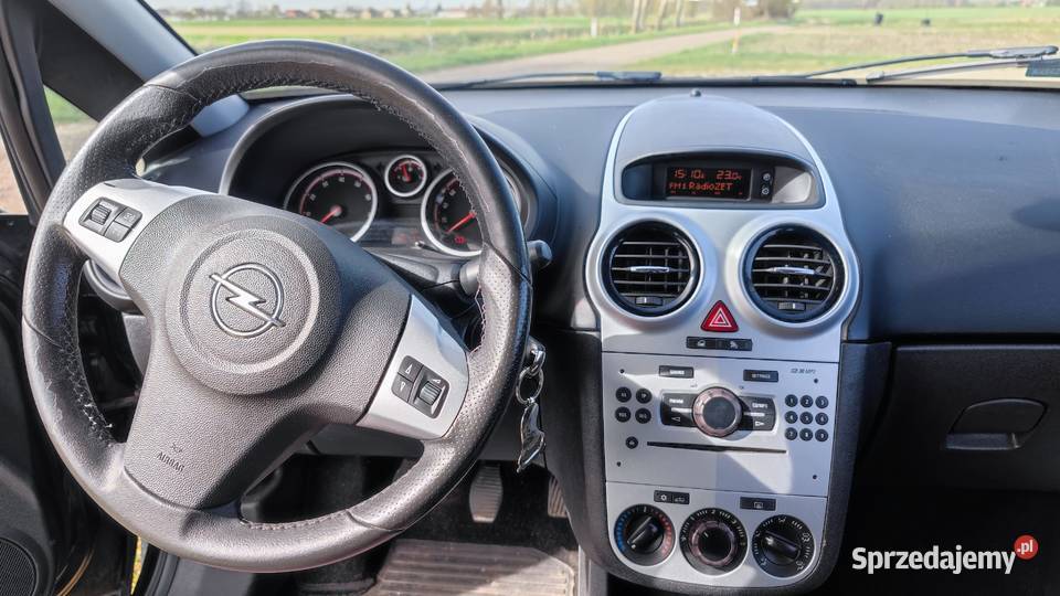 Sprzedam Opel Corsa D 12 prywatna Rok produkcji 2006 wielkopolskie Drążna