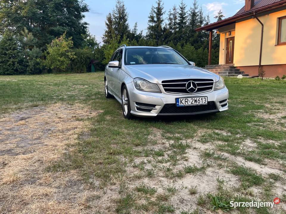 Mercedes C300 4Matic AMG wyposażenie Avantgarde Huta Komorowska sprzedam