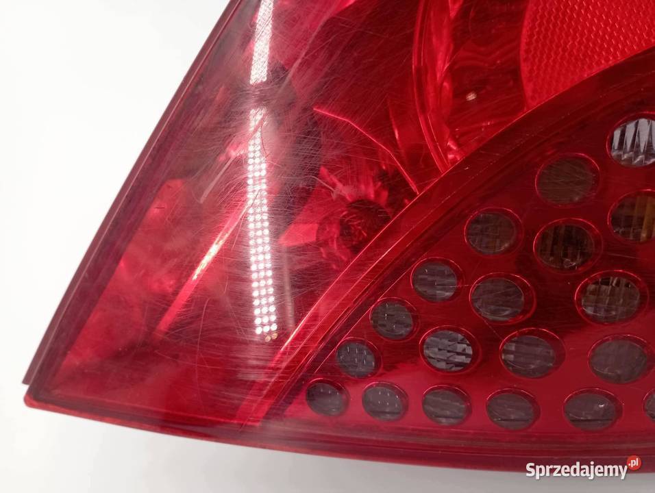 LAMPA TYŁ PRAWA EU Peugeot 207 I 20062012