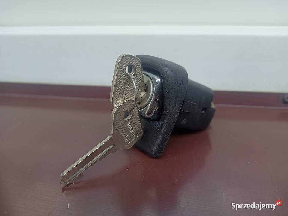 Fiat Panda I 1 zamek drzwi prawy wkładka NOWY Karoseria