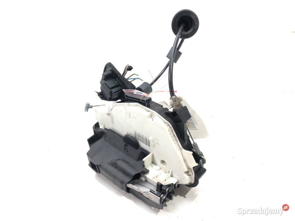 ZAMEK DRZWI PRAWY TYŁ SKODA OCTAVIA III