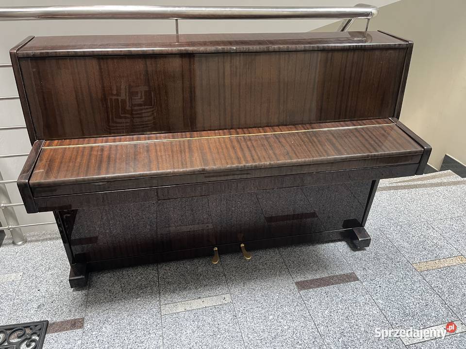 Pianino LEGNICA M100A na sprzedaż sprzedam