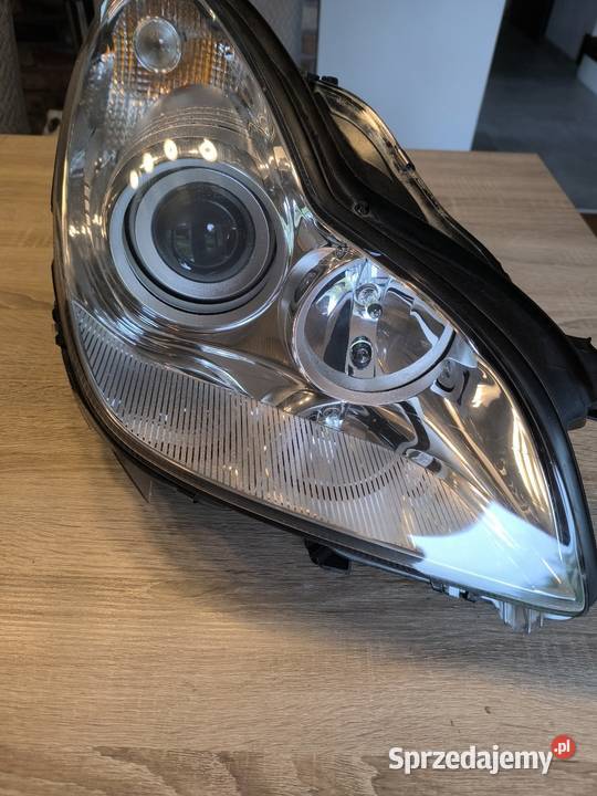 Mercedes CLS W219 lampa prawa przód przednia Sosnowiec
