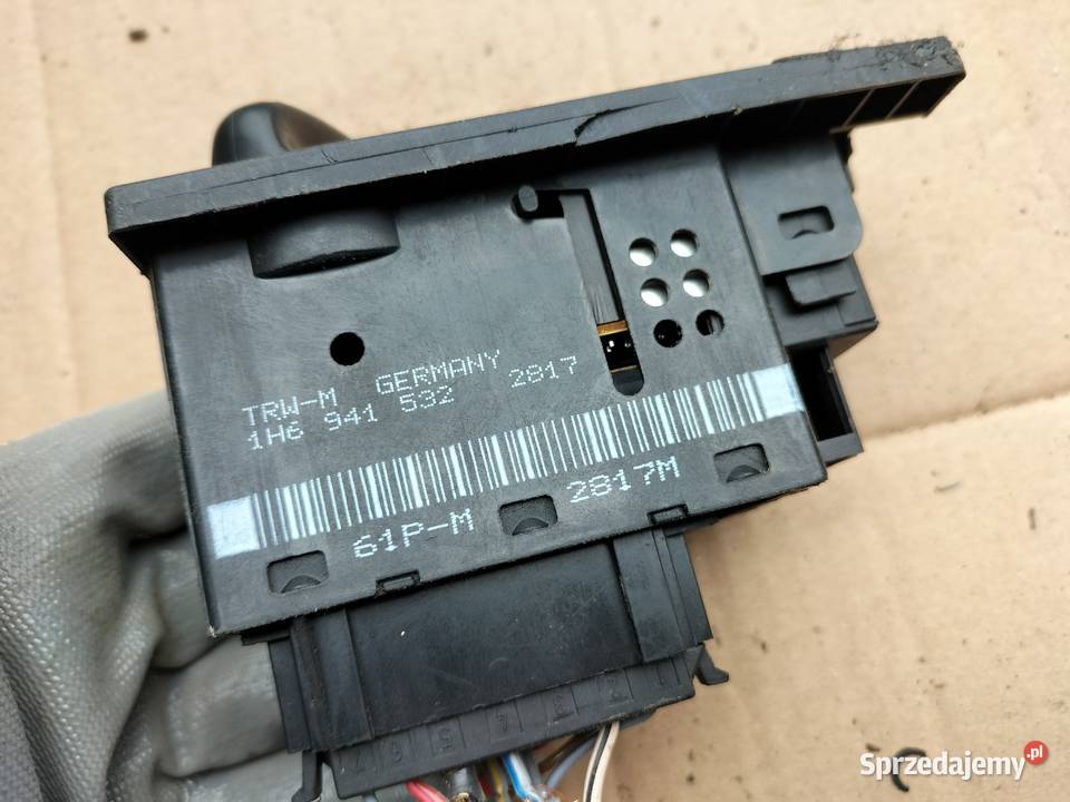 VW GOLF 3 MK3 1H69415322817 WŁĄCZNIK WYŁĄCZNIK Kamień-Kolonia