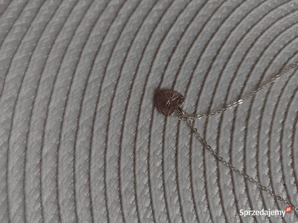 ASOS Łańcuszek z ozdobną zawieszką z Londynu Kraków