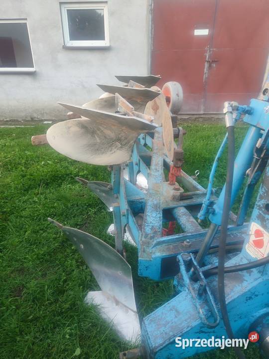 Pług 3 skibowy obrotowy Sierpc