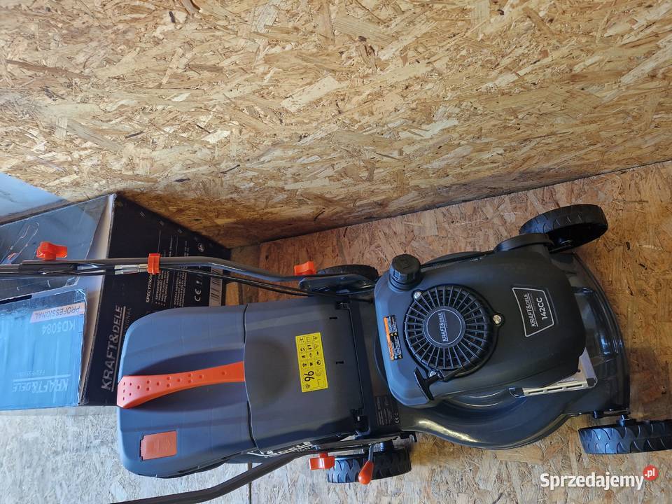 KOSIARKA SPALINOWA 8 SAMOBIEŻNA KD5084 Głogowa sprzedam