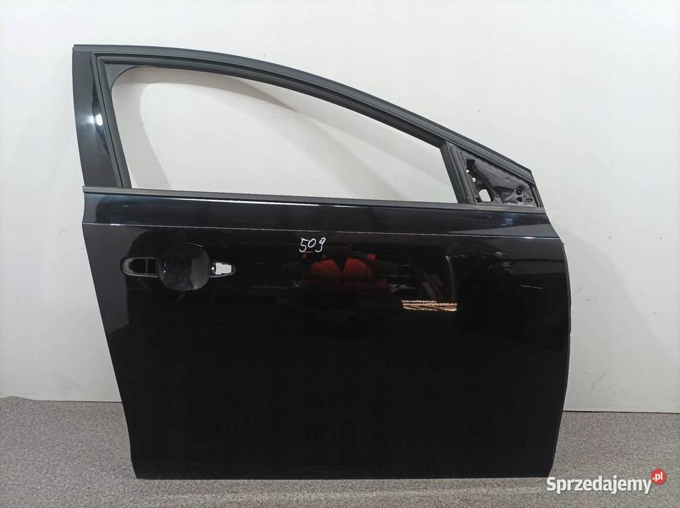DRZWI PRAWE PRZÓD CZARNE Volvo V40 II 20122019 świętokrzyskie