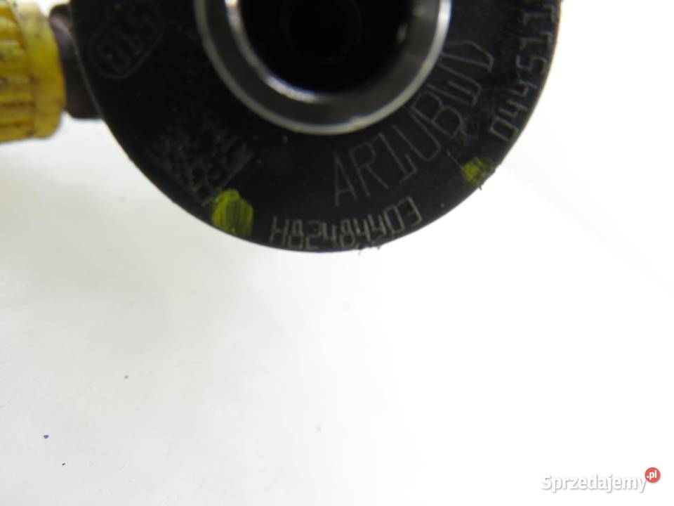 WTRYSKIWACZ RENAULT MASTER II 25 dCi 0445110265