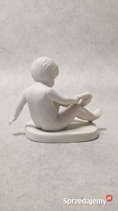 Porcelanowa Figurka chłopca Chłopczyk biskwitowa dolnośląskie Jawor