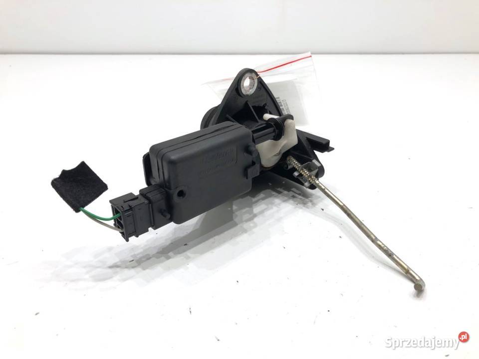 KLAMKA KLAPY TYŁ DACIA DUSTER 906062426R SUV osobowe