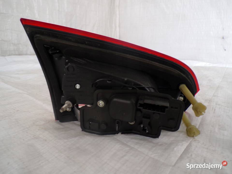 LAMPA PRAWA TYŁ TYLNA W KLAPĘ FORD S MK1 LIFT Motoryzacja kujawsko-pomorskie