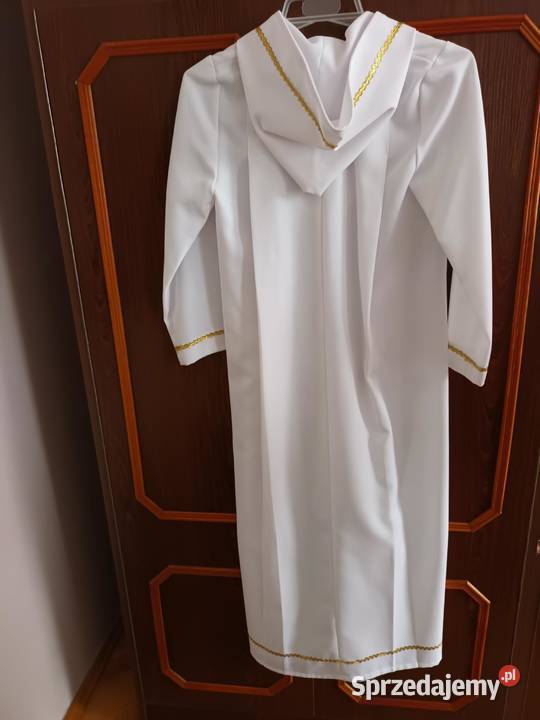 Alba komunijna chłopca