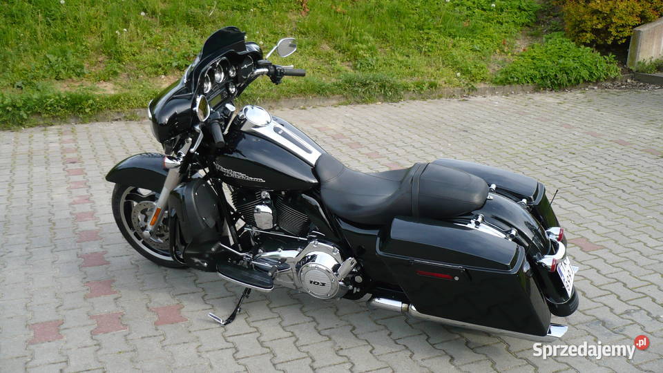 Harley Davidson Touring Street Glide 103 zamiana Kielce