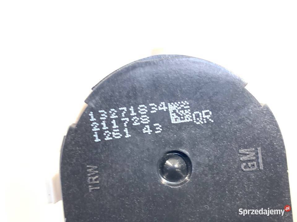 PRZEŁĄCZNIK REGULACJI LUSTEREK OPEL INSIGNIA A osobowe podkarpackie