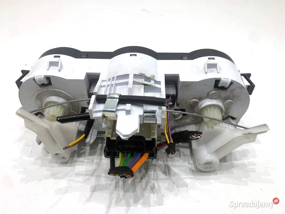 PANEL STEROWANIA NAWIEWU OPEL CORSA E 466119570 Panele sterowania, przełączniki