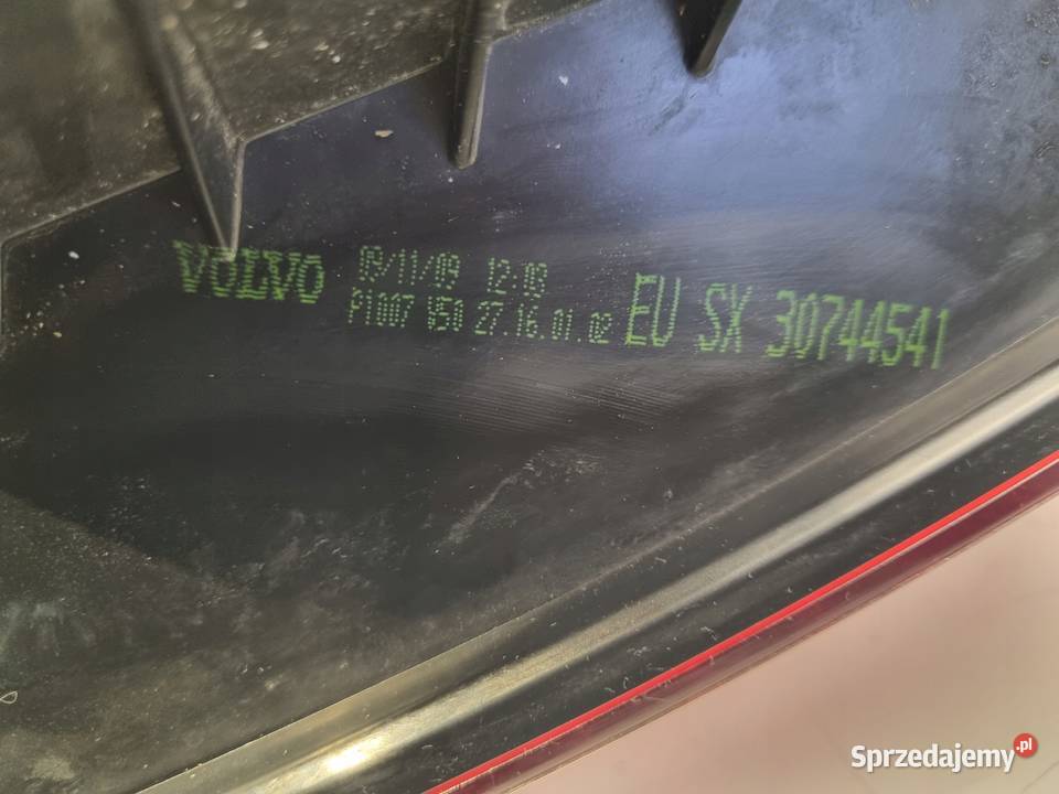 Volvo V50 KOMBI 0712r LIFT TYLNIA TYLNA LAMPA Janów