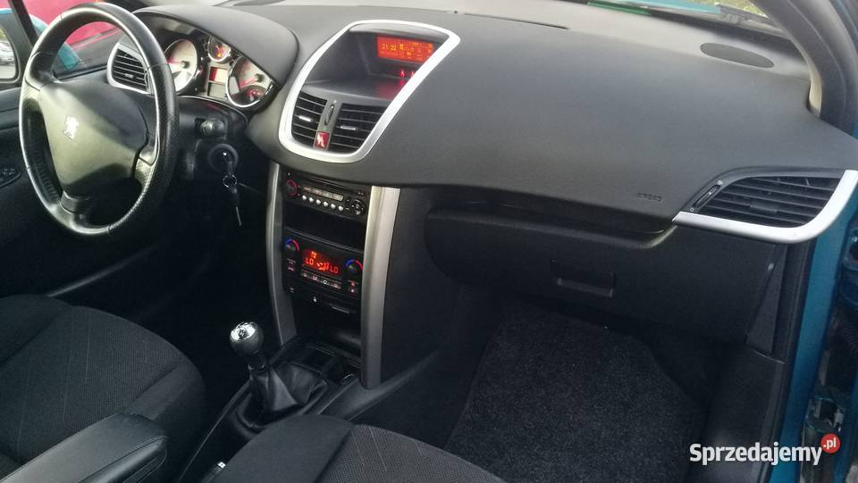 Peugeot 207 SW Kombi 16 HDI Podgrz nieuszkodzony 207 Szczecin
