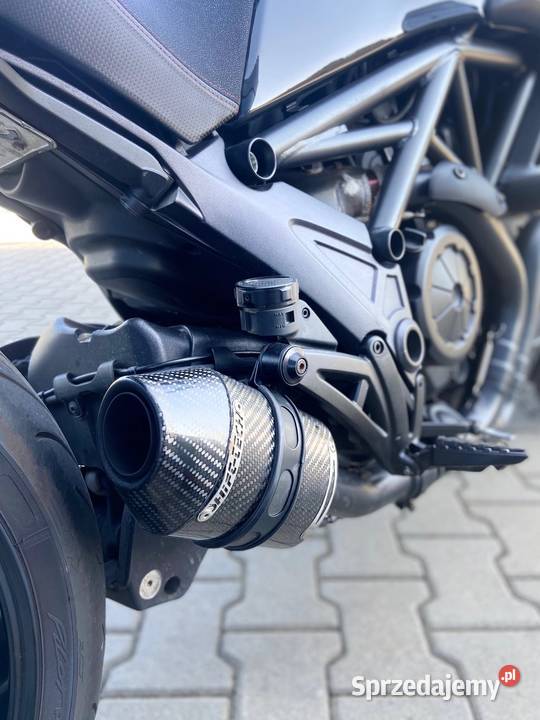 Ducati Diavel Rok produkcji 2012 śląskie