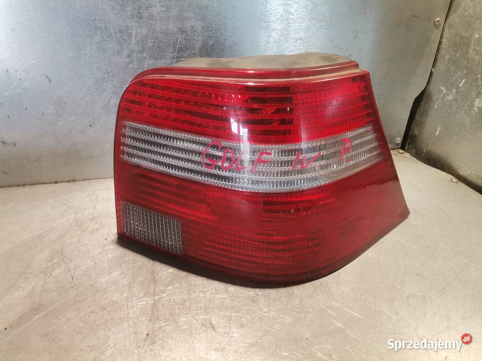 VW GOLF 4 LAMPA PRAWA TYLNA Nowy Sącz