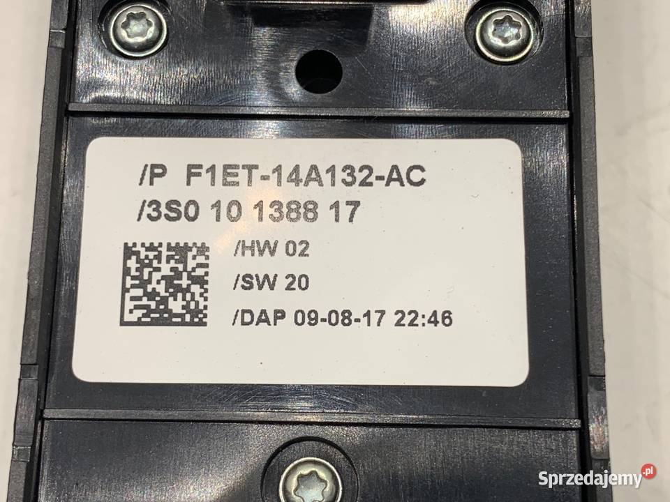 PRZEŁĄCZNIK SZYB FORD FOCUS III F1ET14A132AC sprzedam