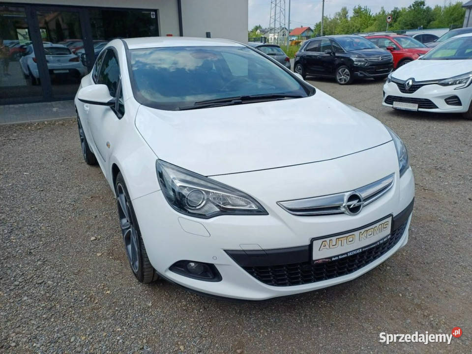 Opel Astra GTC PółSkóra BIXenon GrzaneFotele światła do jazdy dziennej Astra
