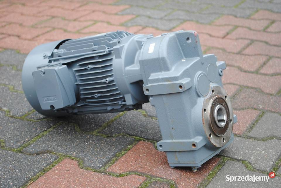 Motoreduktor 15kw 99obrmin SIEMENS