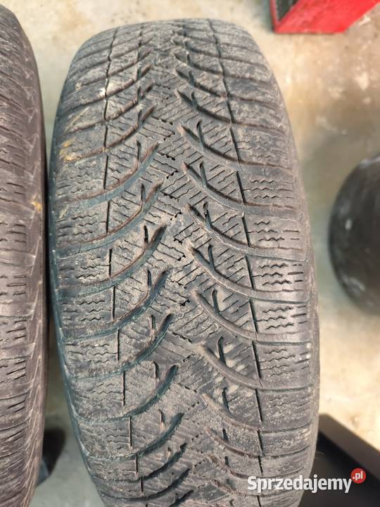 Felgi z oponami zimowymi 18560 r15 Markowa