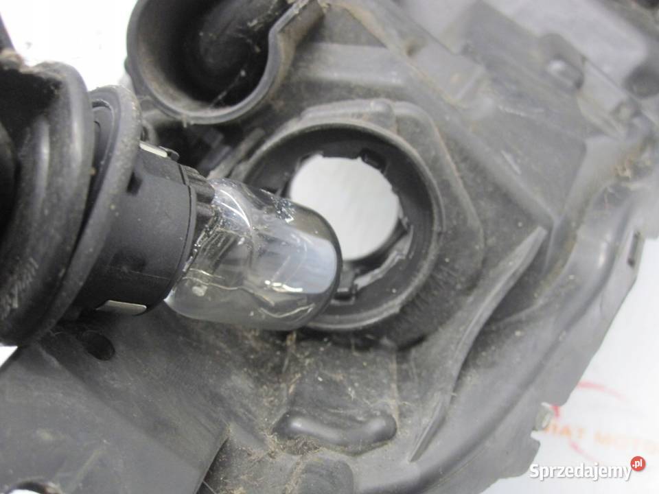 OPEL CORSA D 12r lampa lewa przód 13295017 Kielce