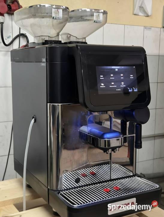 Profesjonalny Ekspres Superautomatyczny FAEMA